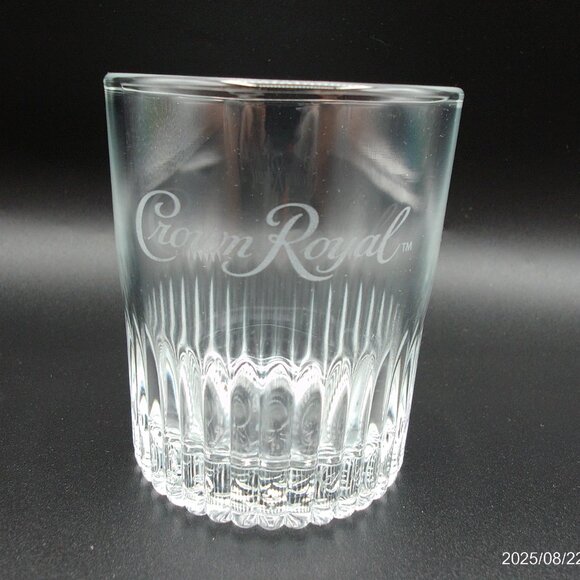 Vintage Crown Royal Whiskey Tumblers, Set of 4, Ribbed, Etched Crown Royal Logo - Picture 5 of 10